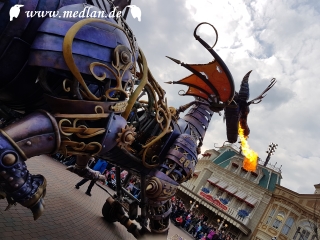 Drache / Disneyland Paris
